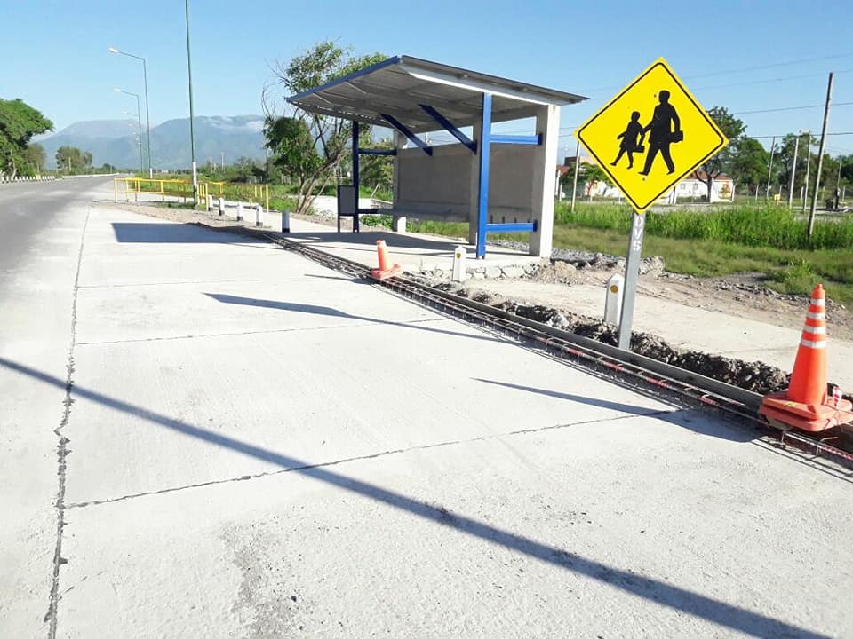 CONSTRUCCIÓN REFUGIOS Y PARADORES ÁREA METROPOLITANA DE SALTA