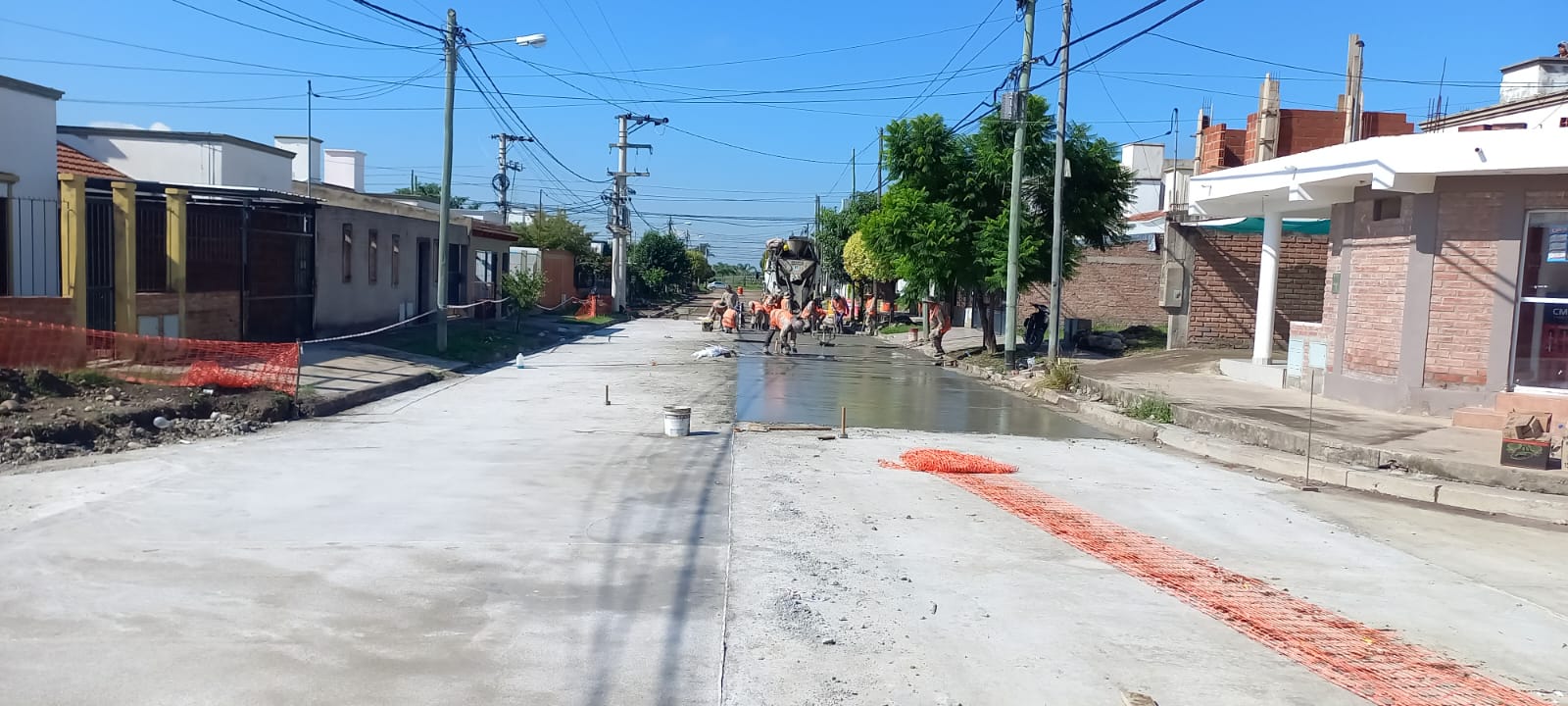 PAVIMENTO ARTICULADO CON ADOQUINES DE HORMIGÓN DE ALTO TRÁNSITO EN BARRIO EL HUAICO DE LA CIUDAD DE SALTA - Imagen 5