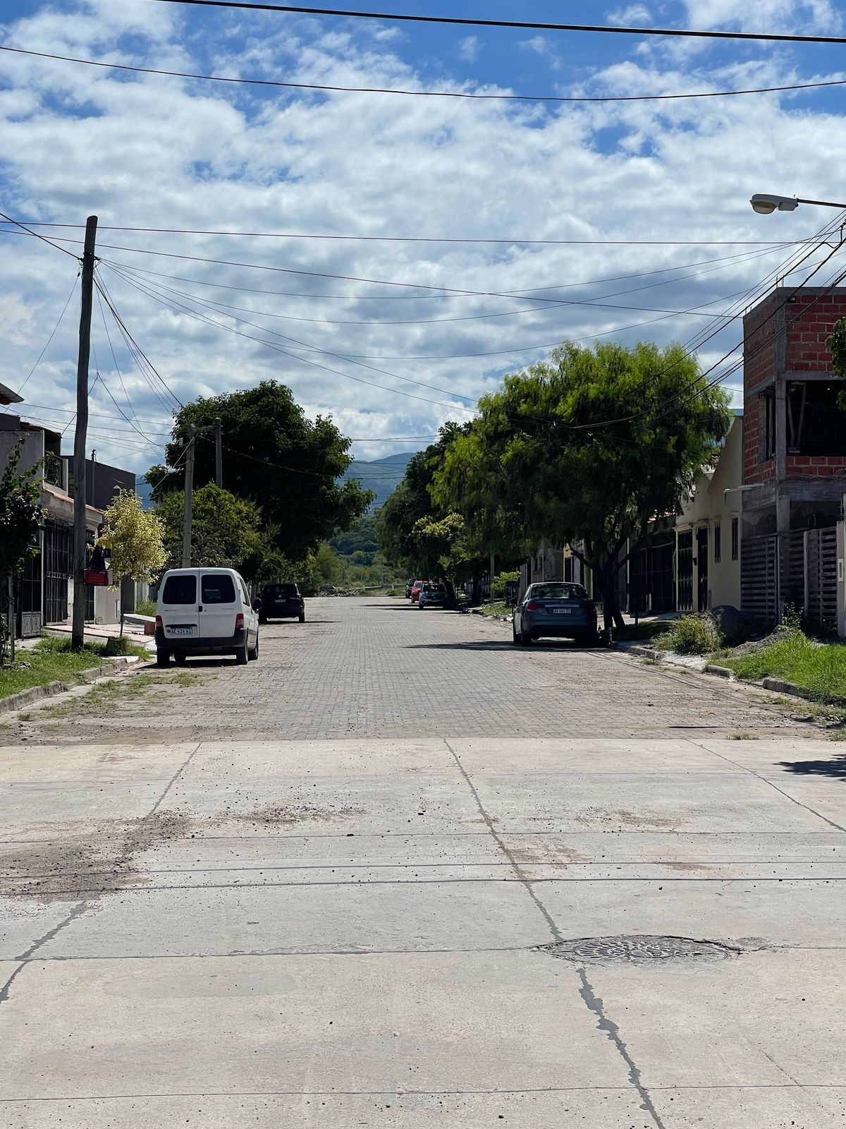 PAVIMENTO ARTICULADO CON ADOQUINES DE HORMIGÓN DE ALTO TRÁNSITO EN BARRIO EL HUAICO DE LA CIUDAD DE SALTA - Imagen 8