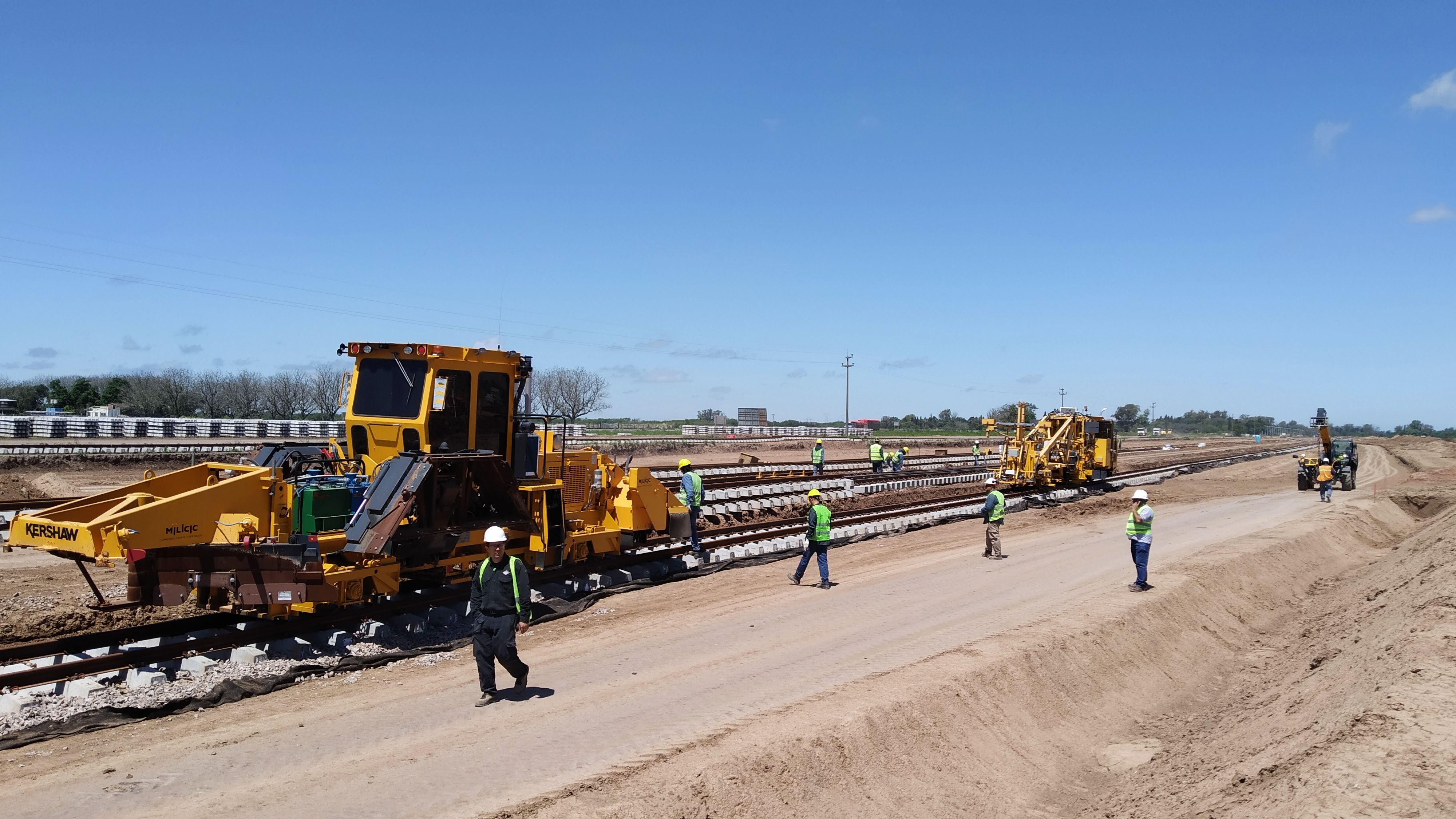 CONSTRUCCIÓN DE UNA NUEVA PLAYA FERROVIARIA Y RAMAL DE CONEXIÓN A TERMINALES DE PUERTOS TIMBÚES EN LA LOCALIDAD DE OLIVEROS - Imagen 6