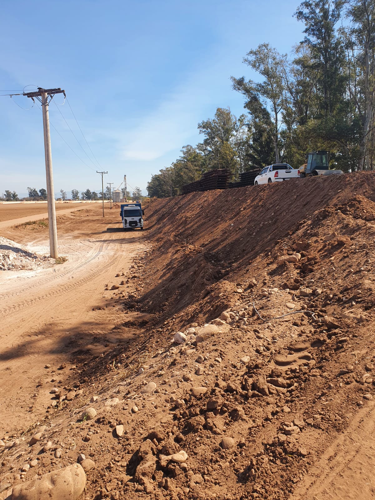 PROYECTO Y CONSTRUCCIÓN DESVÍO FERROVIARIO INTERNO PLANTA VILUCO S.A. - RÍO DEL VALLE - PROVINCIA DE SALTA - Imagen 3