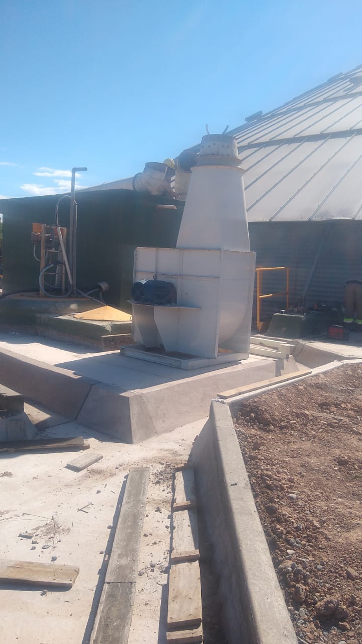 REPARACIÓN DE VEREDAS, PISOS, CANALES, ALCANTARILLAS, BADENES Y TRABAJOS COMPLEMENTARIOS SILOS 1 - 2 - 3 - CONSTRUCCIÓN DE PAVIMENTO DE SALIDA PARA BALANZAS 1 Y 4 DE CAMIONES DEL ACOPIO DE PIQUETE CABADO - PLANTA DE ACOPIO PRIVADO - BUNGE DE ARGENTINA - PIQUETE CABADO - PROVINCIA DE SALTA - Imagen 2