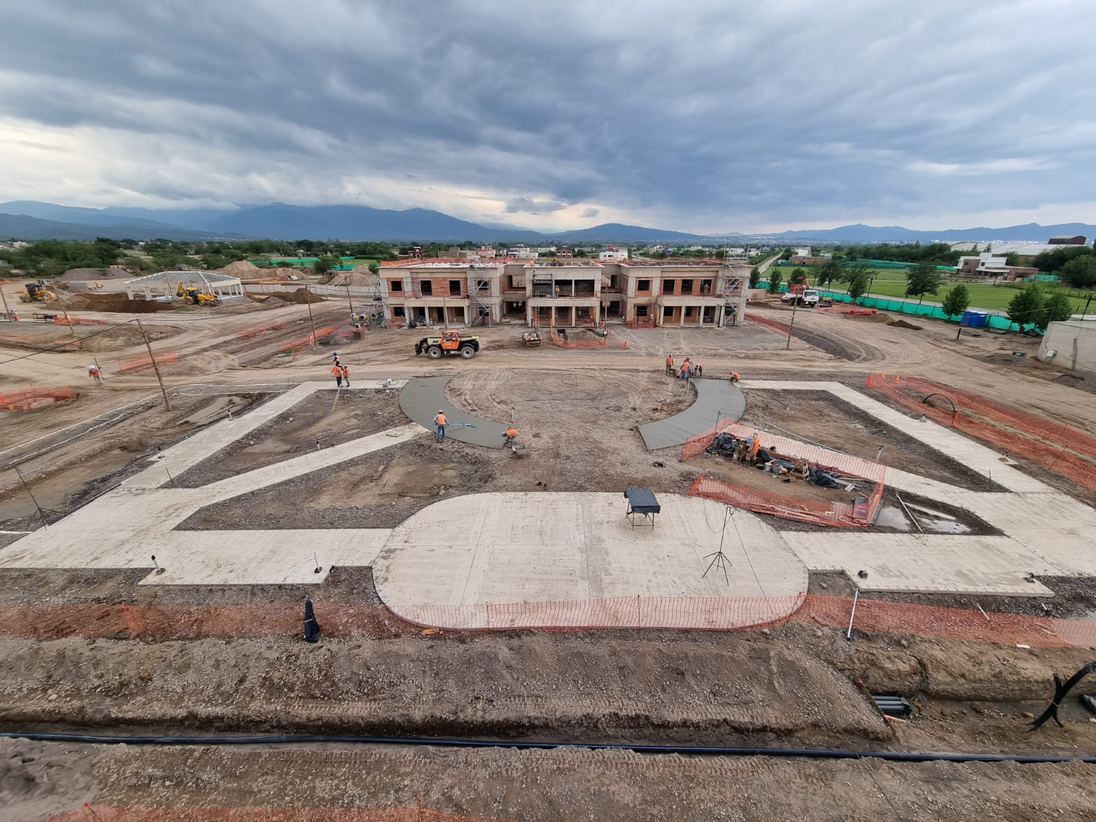 OBRAS CIVILES Y DE ARQUITECTURA